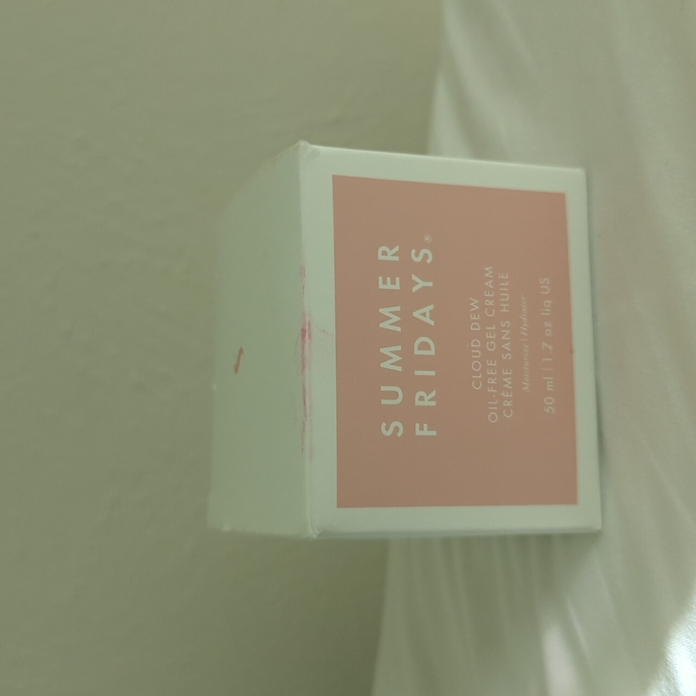 Summer Fridays Cloud Dew oil-free gel cream